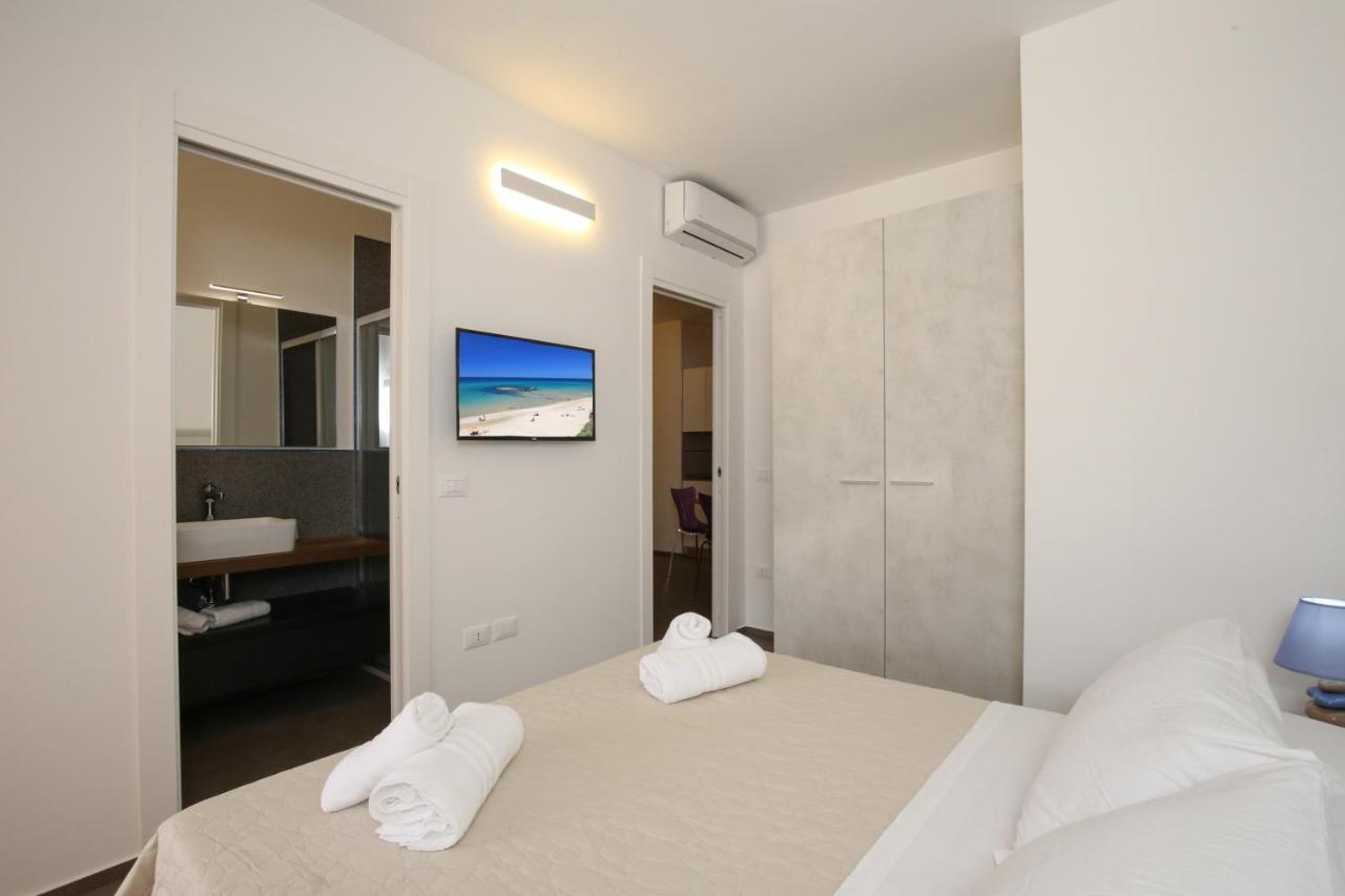 Appartamento Casa Vacanza Le Terrazze Via Parigi,23 كاستيلساردو المظهر الخارجي الصورة